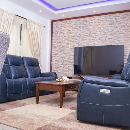 Luxury Suites Chester One Dakar Kültér fotó
