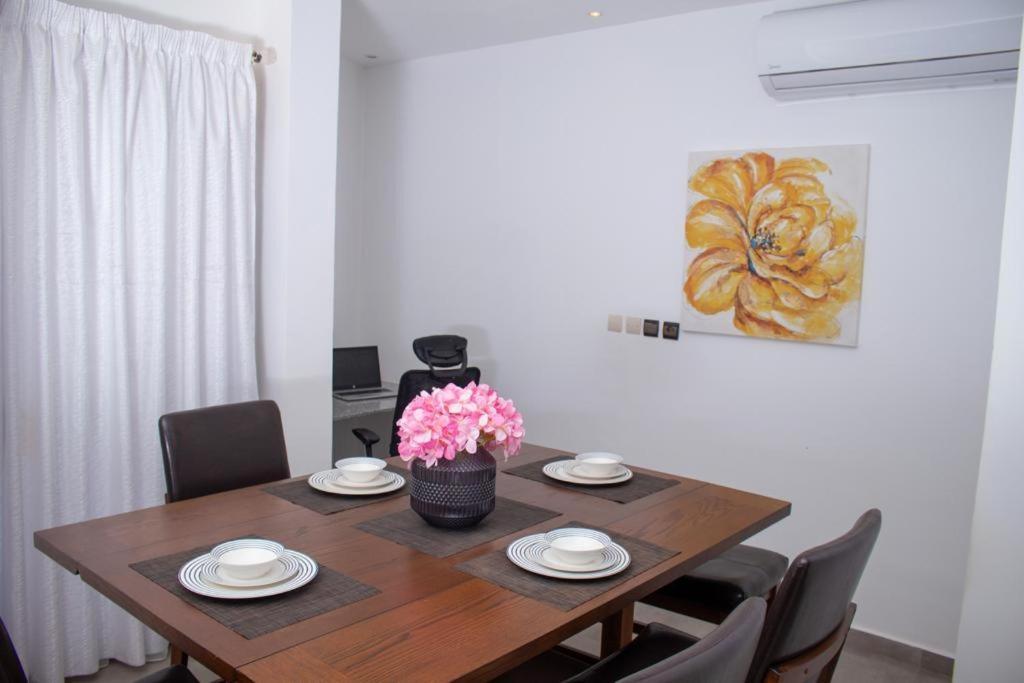 Luxury Suites Chester One Dakar Kültér fotó