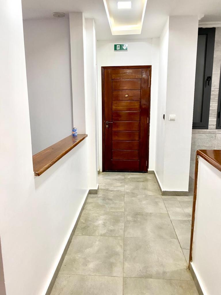 Luxury Suites Chester One Dakar Kültér fotó