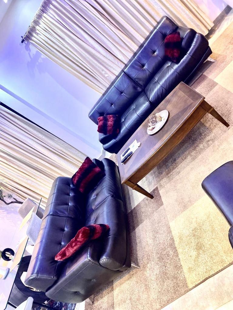 Luxury Suites Chester One Dakar Kültér fotó