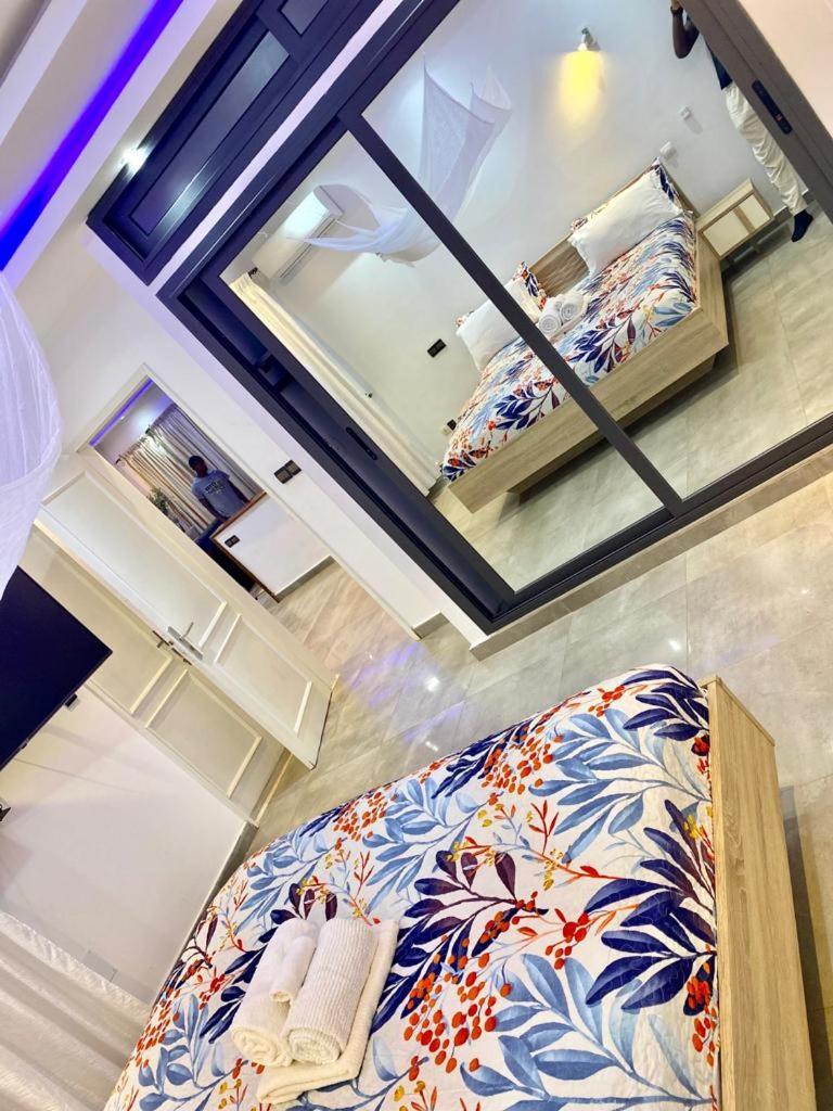 Luxury Suites Chester One Dakar Kültér fotó