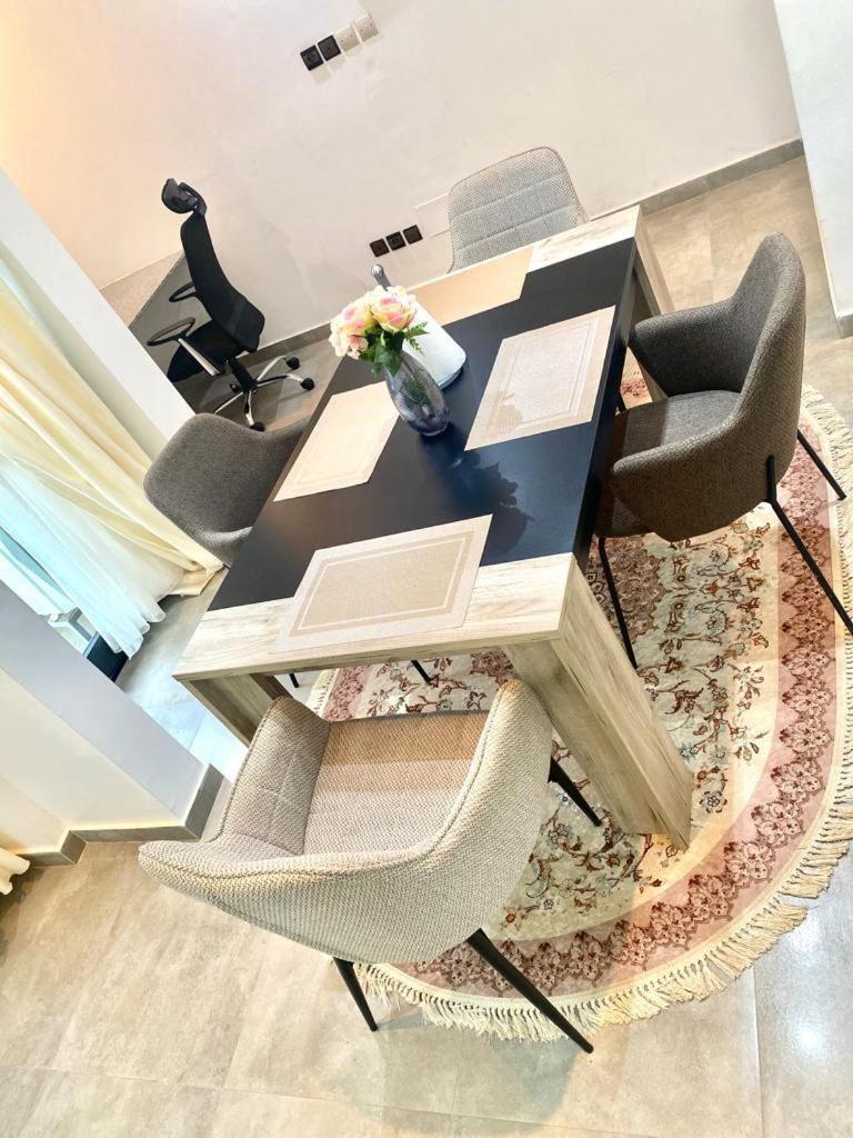 Luxury Suites Chester One Dakar Kültér fotó